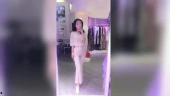日韩小姐姐护足视频在线,美足养成记